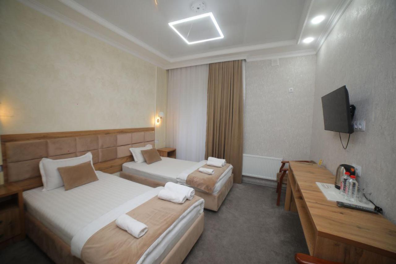 Hotel Tinchlik Plaza Yrgench Exterior foto